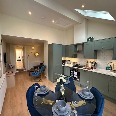 Central Cambridge Apartments By Tas ภายนอก รูปภาพ