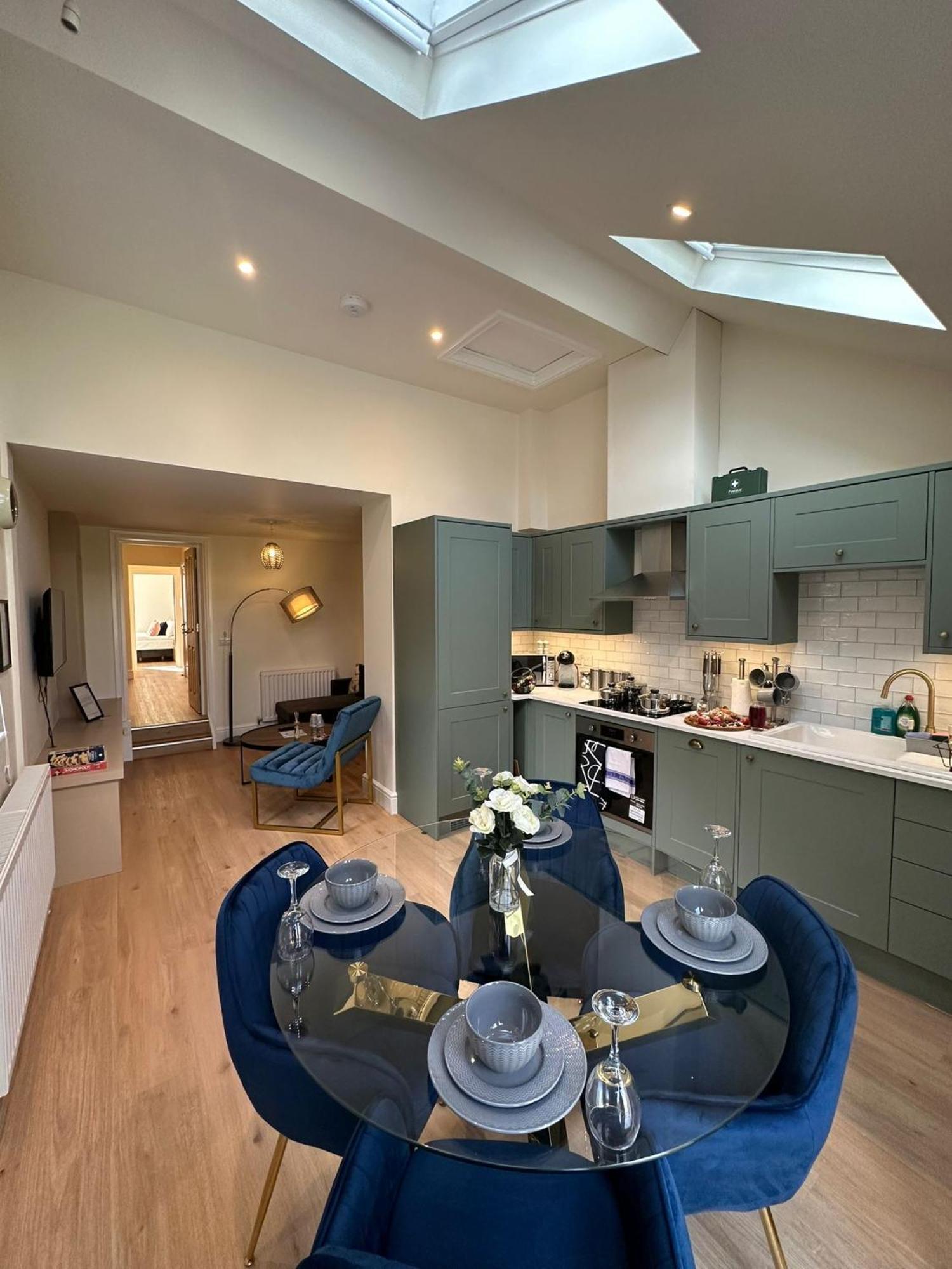 Central Cambridge Apartments By Tas ภายนอก รูปภาพ