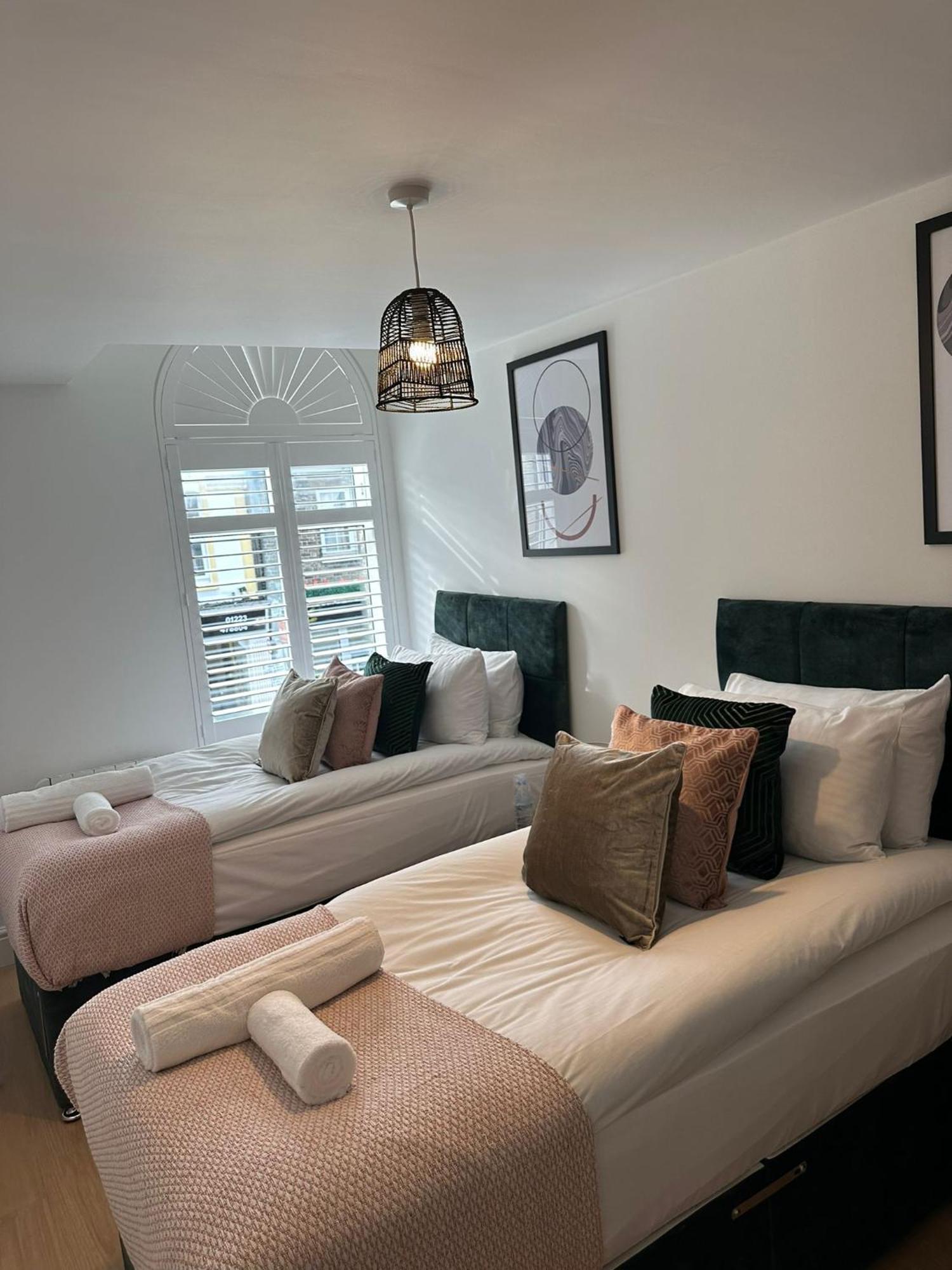 Central Cambridge Apartments By Tas ภายนอก รูปภาพ