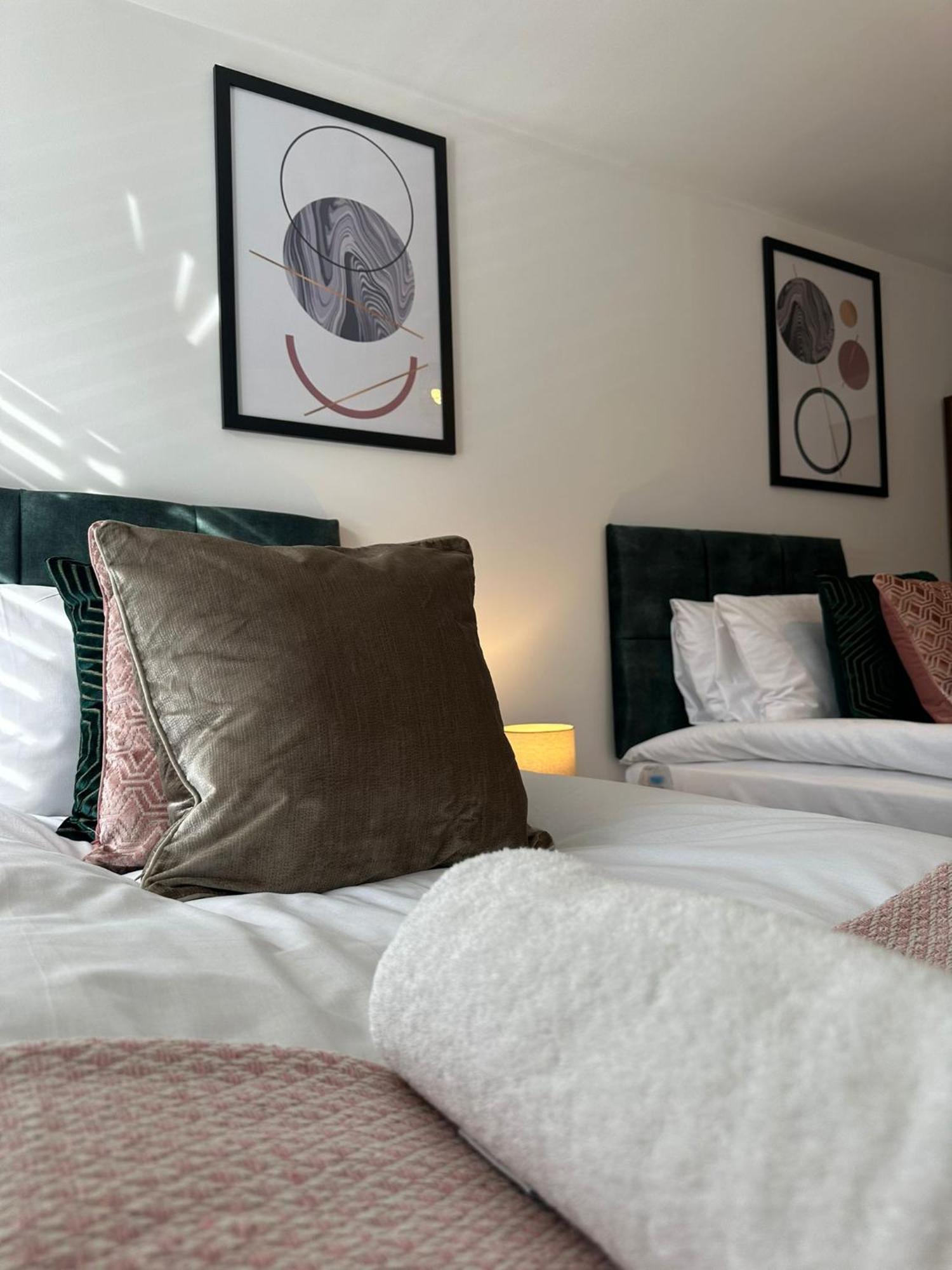 Central Cambridge Apartments By Tas ภายนอก รูปภาพ